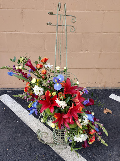 Florist «Village Flowers & Gifts», reviews and photos, 527 W Lodi Ave, Lodi, CA 95242, USA