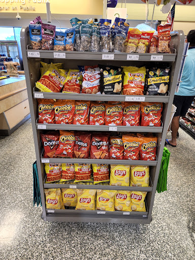 Supermarket «Publix Super Market at Country Club Plaza», reviews and photos, 18496 NW 67th Ave, Hialeah, FL 33015, USA