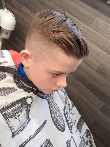 Comments and reviews of THE CORNER BARBERZ