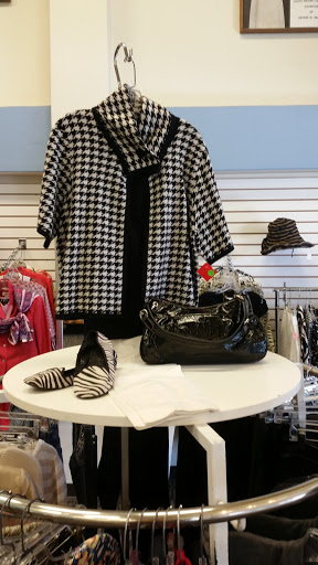 Thrift Store «Thrift Box Lucile Salter», reviews and photos, 1362 Lincoln Ave, San Jose, CA 95125, USA