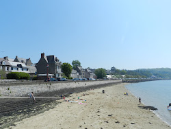 Plage de Saint-Suliac'in fotoğrafı ve yerleşim