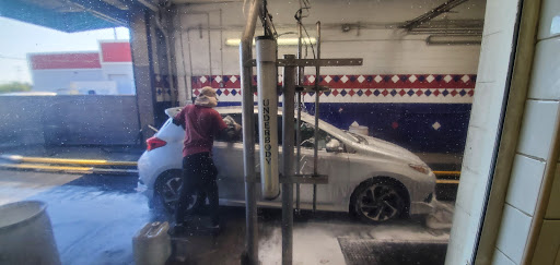 Car Wash «Lucky Car Wash», reviews and photos, 3698 E Colorado Blvd, Pasadena, CA 91107, USA