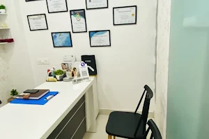 Hapliv Dental Clinic image