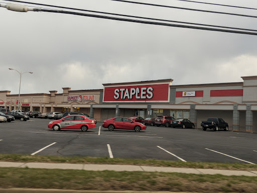 Office Supply Store «Staples», reviews and photos, 7933 Annapolis Rd, Lanham, MD 20706, USA