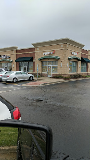 Cell Phone Store «Verizon Authorized Retailer, TCC», reviews and photos, 395 S Weber Rd, Romeoville, IL 60446, USA