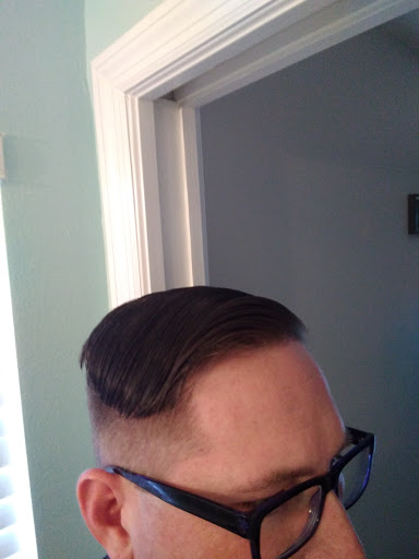 Barber Shop «Headlines Barber Shop», reviews and photos, 7130 Big Bend Rd #110, Gibsonton, FL 33534, USA