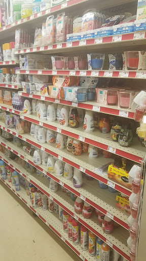 Dollar Store «FAMILY DOLLAR», reviews and photos, 585 Hazard Ave, Enfield, CT 06082, USA