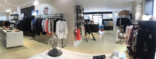 Magasin de vêtements pour femmes Boutique ZAZIE L'Isle-sur-la-Sorgue