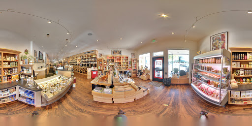 Wine Store «Half Moon Bay Wine & Cheese», reviews and photos, 421 Main St, Half Moon Bay, CA 94019, USA