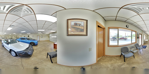 Used Car Dealer «Wayne Hall Chrysler Jeep Dodge», reviews and photos, 507 E Main St, Anamosa, IA 52205, USA