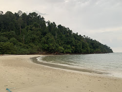 Ao Pai Beach'in fotoğrafı küçük koy ile birlikte