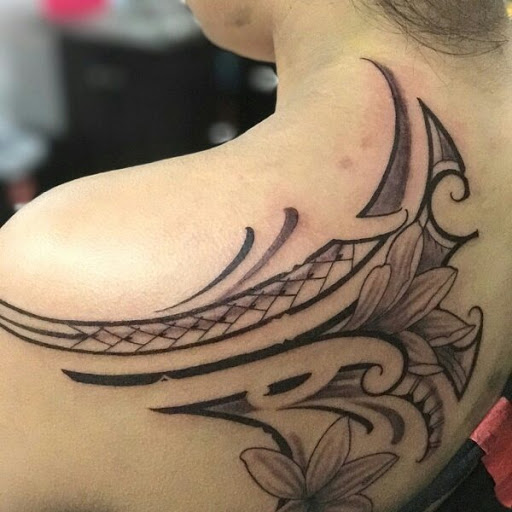 Explore kissing lips tattoo ideas, creative tattoo ideas in Fremont, available at Inkies Tattoo Studio