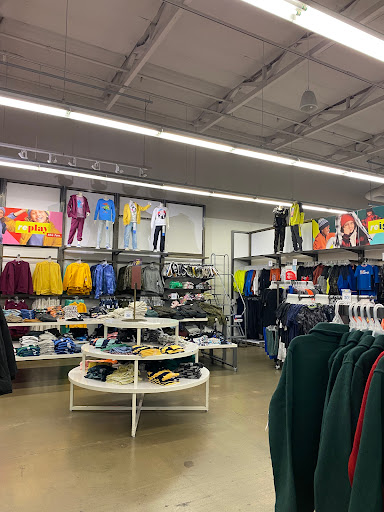 Clothing Store «Old Navy», reviews and photos, 3581 N Freeway Blvd, Sacramento, CA 95834, USA