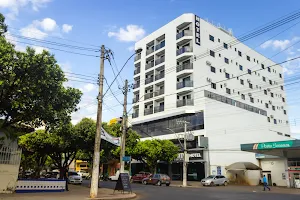 Pontal Executive Hotel image