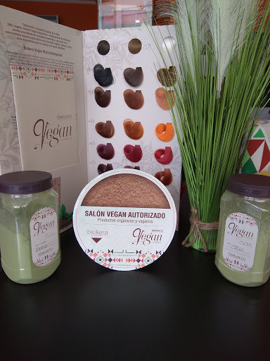 Peluquería MONICA SANTOÑA en Santoña, Santander