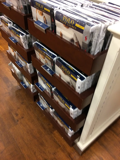 Outlet Store «Polo Ralph Lauren Factory Store», reviews and photos, 20 Killingsworth Turnpike #420, Clinton, CT 06413, USA