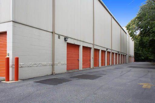 Self-Storage Facility «Public Storage», reviews and photos, 285 Peninsula Blvd, Hempstead, NY 11550, USA