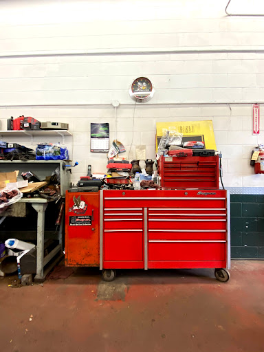 Auto Repair Shop «Northland Auto Repair», reviews and photos, 3009 37th Ave NE, Minneapolis, MN 55421, USA