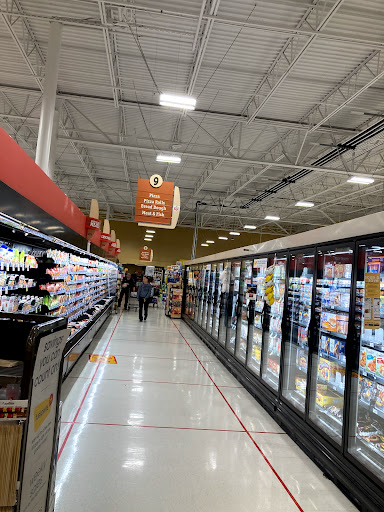 Supermarket «Giant Eagle Supermarket», reviews and photos, 21593 Lorain Rd, Fairview Park, OH 44126, USA