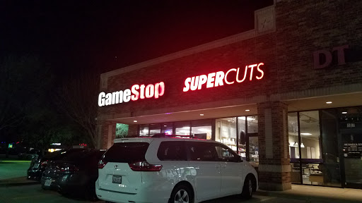 GameStop, 5401 Kenwood Dr, Rowlett, TX 75089, USA, 