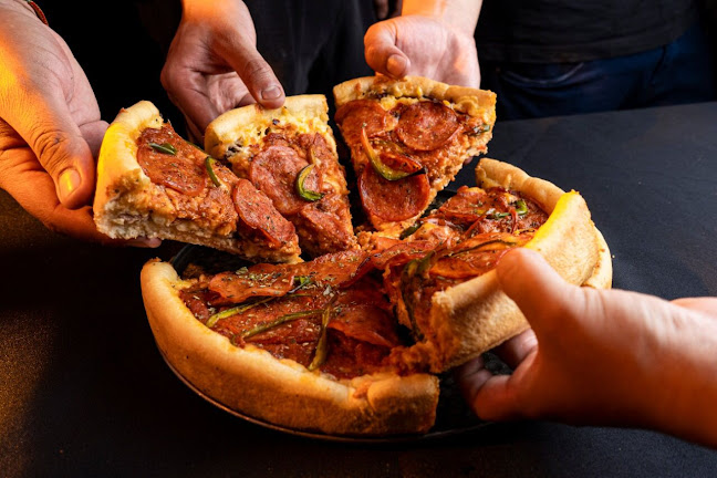 Opiniones de Capone's Chicago Style Pizza en Yanahuara - Pizzeria