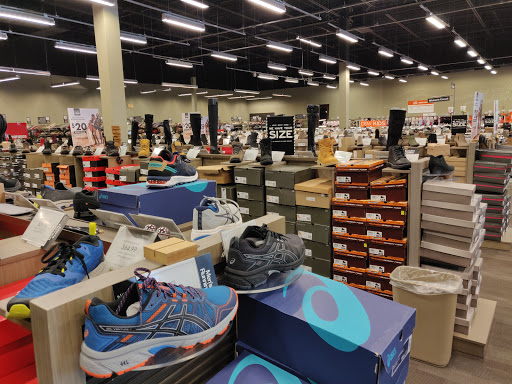 Shoe Store «DSW Designer Shoe Warehouse», reviews and photos, 4401 Lyons Rd, Coconut Creek, FL 33073, USA