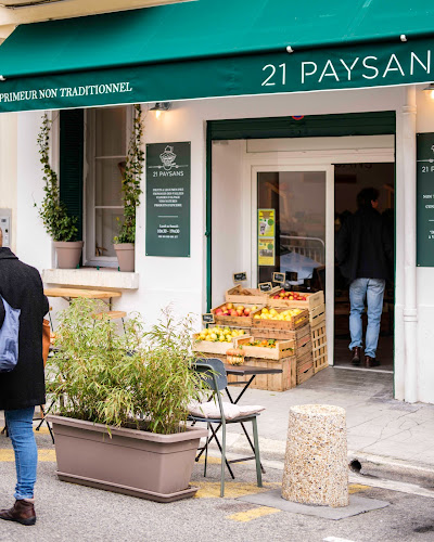 21 PAYSANS à Nice