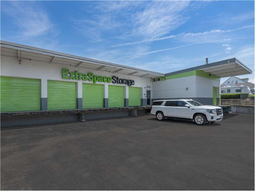 Self-Storage Facility «Extra Space Storage», reviews and photos, 128 Bridge St, Newton, MA 02458, USA