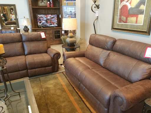 Furniture Store «Fashion Furniture», reviews and photos, 255 W El Paso Ave, Fresno, CA 93711, USA