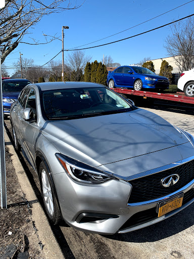 Used Car Dealer «Hertz Car Sales Rockville Centre», reviews and photos, 1297 Woodfield Rd, Rockville Centre, NY 11570, USA