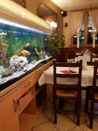 Atmosphère du Restaurant Aux Menus Plaisirs à La Ferté-Gaucher - n°2