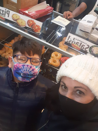 Donut Shop «Yum Yum Donuts», reviews and photos, 205 E Foothill Blvd, Rialto, CA 92376, USA