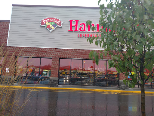 Grocery Store «Hannaford Supermarket», reviews and photos, 35 Elm St, Brunswick, ME 04011, USA