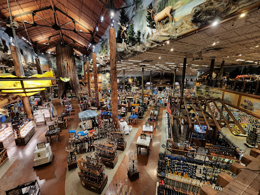 Sporting Goods Store «Bass Pro Shops», reviews and photos, 1356 Bass Pro Dr, Manteca, CA 95337, USA