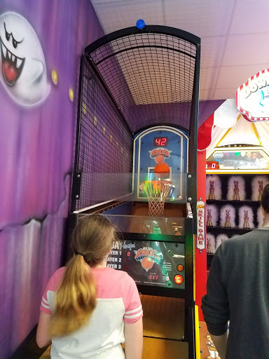 Bowling Alley «Midway Lanes», reviews and photos, 213 N Jensen Rd, Vestal, NY 13850, USA