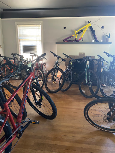 Bicycle Store «Cycle Therapy», reviews and photos, 105 W Smith St, Kent, WA 98032, USA