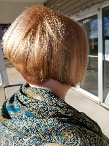 Beauty Salon «In The Cut Salon», reviews and photos, 3260 Southgate Pl SW #1, Cedar Rapids, IA 52404, USA