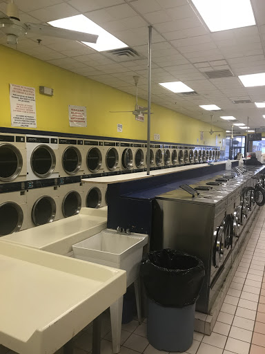 Laundromat «Ferry Plaza Laundromat & Dry Cleaners», reviews and photos, 305 Ferry St, Newark, NJ 07105, USA