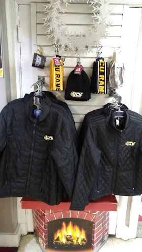 Book Store «Virginia Book Company», reviews and photos, 900 W Franklin St, Richmond, VA 23284, USA