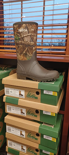 Shoe Store «Shoe Dept. Encore», reviews and photos, 918 N Chancery St, McMinnville, TN 37110, USA