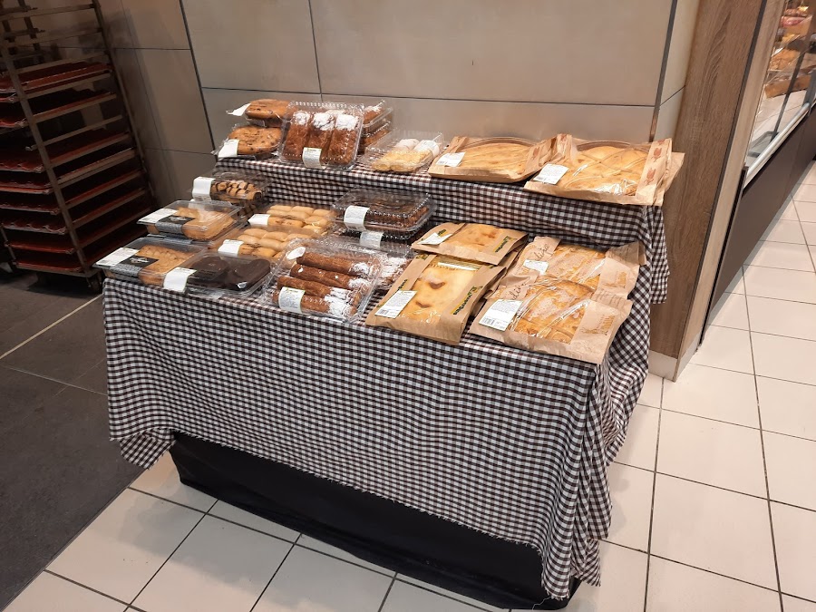 HiperDino Avda El Puente