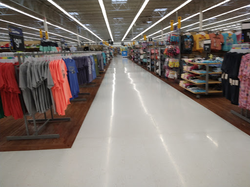 Department Store «Walmart Supercenter», reviews and photos, 814 W Bell Ave, Knoxville, IA 50138, USA