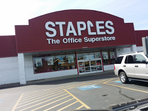 Office Supply Store «Staples», reviews and photos, 1150 NE Highway 99 West, McMinnville, OR 97128, USA