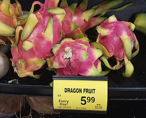 Grocery Store «Safeway», reviews and photos, 2090 Harbison Dr, Vacaville, CA 95687, USA