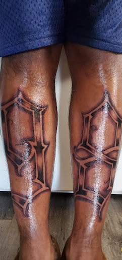 Tattoo Shop «A.R.Tattoo Shack (Authentic Roots)», reviews and photos, 242 E 7th St, Long Beach, CA 90813, USA