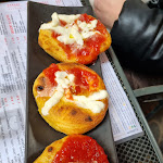 Photo n°4 de l'avis de TravelLife. fait le 12/02/2023 à 18:07 sur le  Pizzeria Laezza à Naples