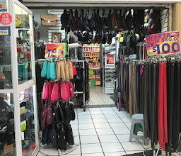 Plaza California photo