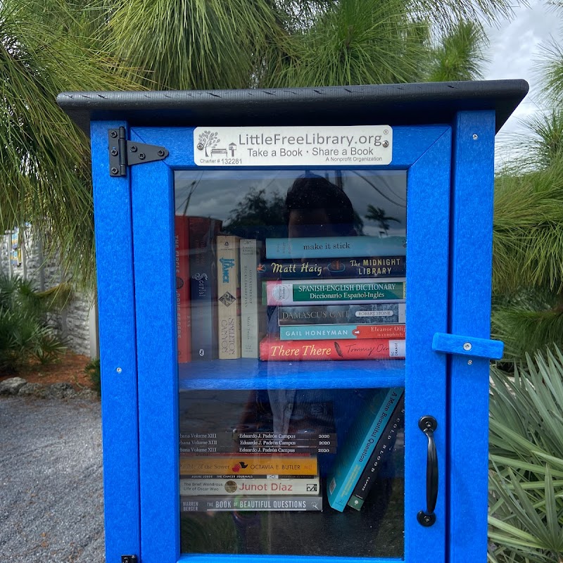 Miami Dade College, Padrón Campus' Little Free Library
