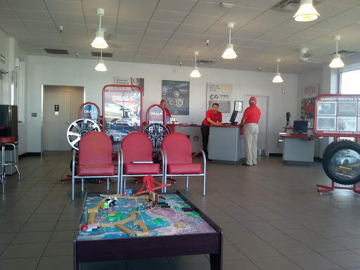 Tire Shop «Discount Tire», reviews and photos, 2269 State St, Salt Lake City, UT 84115, USA