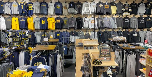 Sportswear Store «Rally House Shelby Charter Township», reviews and photos, 14257 Hall Rd, Shelby Charter Township, MI 48315, USA